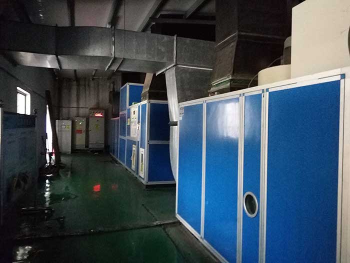 安徽哈博集团软胶囊生产企业30%湿度，5台转轮除湿机组，1台60000风量，4台45000风量